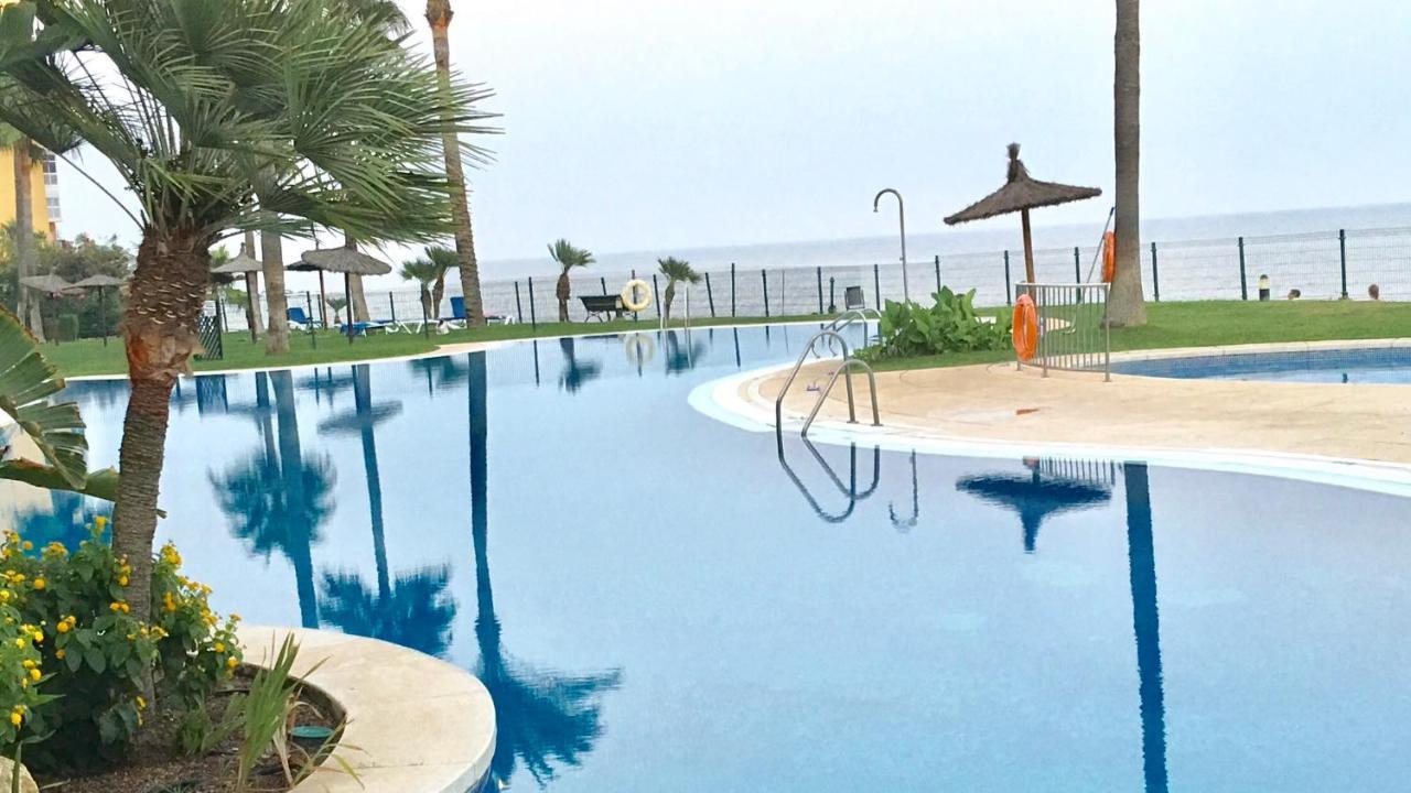 Mi Capricho 9A Beachfront- Apartment With Sea View - Costa Del Sol Sitio de Calahonda エクステリア 写真